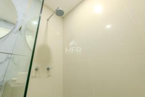 Morros Epic Beachfront Apartment