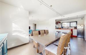 Amazing Apartment In Planguenoual