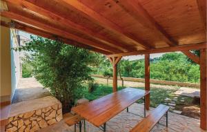 Gorgeous Apartment In Krk With Kitchen