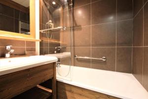 Le Chalet De Montchavin - Bel appartement proche du centre MAE-4314