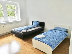 Large flat with separate rooms for 3 to 8 guests - Droyßig