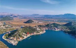 One-Bedroom Holiday Home In Rogotin - Rogotin