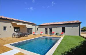 Amazing Home In Cléon D Andran