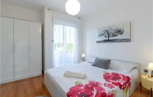 Awesome Home In Bibinje With Kitchen