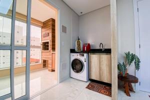 Localização Ideal na Praia de Palmas - 0157