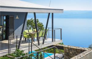 4 Bedroom Beautiful Home In Jesenice