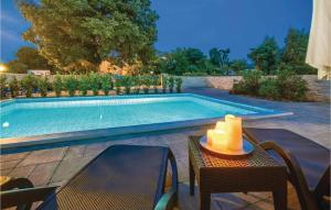 4 Bedroom Beautiful Home In Turcic