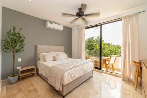 Lux Studio with Private Balcony, Rooftop Pool, Gym