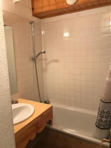 Appartements Les balcons de Sirius Risoul1850 : photos des chambres