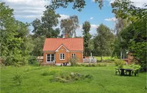 Nice Home In Knebel With Kitchen - Skødshoved Strand