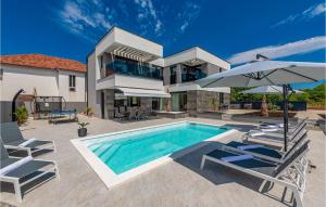 Awesome Home In Zaton With Wifi