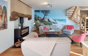Maisons de vacances Lovely Home In Guisseny : photos des chambres