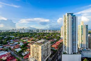 Prestigious 2BR with Perfect Balcony View