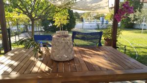 Summer House 150m from the beach for 5 persons.