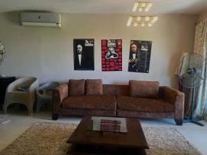 Modern 4Brs-Villa with Stunning Golf view l Unique outdoor garden Einbay