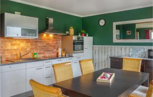 4 Bedroom Awesome Home In Osteel