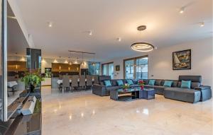 Gorgeous Home In Pomer With Sauna 