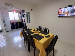 DESCANSO IDEAL CENTRICO "Con patio y balcón"