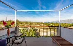 Awesome Apartment In Slivnica With Wifi - Jovići