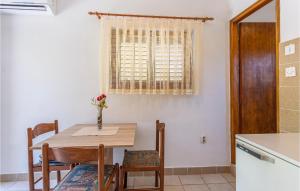 Five-Bedroom Holiday Home In Polje