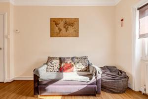 Central comfy 1BR flat, 5 minutes Chalk Farm tube