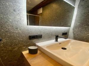 Cozy Saalfelden Stay Mountain Panorama