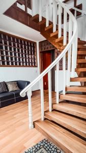 Habitacion privada con baño regadera y cocina E