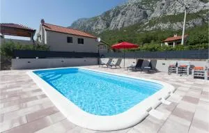 2 Bedroom Gorgeous Home In Gata - Ugljane