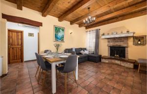 Gorgeous Home In Pazin With Kitchen