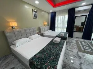 MKB Homestay- 2 Queen Bed Studio Room with view & free Parking - Kampong Bukit Naga