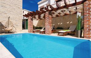 Amazing Home In Novigrad With Sauna