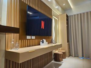 Lourdes Place, Shore 2-Tower 1, 2 Beds, Pasay near Mall of Asia