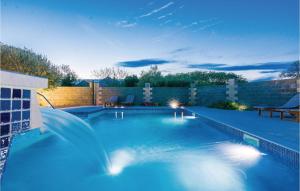 Two-Bedroom Apartment In Biograd