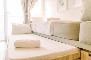 Simple and Cozy Living Studio Room at Poris 88 Apartment By Travelio