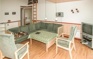 Holiday Home Tyttebærvej Tarm Xii