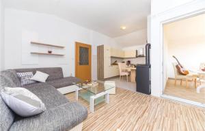 Two-Bedroom Apartment In Plano