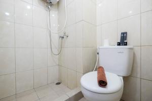 Comfortable Studio at Springlake Summarecon Bekasi Apartment By Travelio