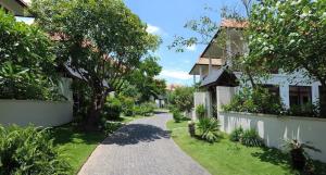 Purama Villas Da Nang Beachfront Resort & Spa