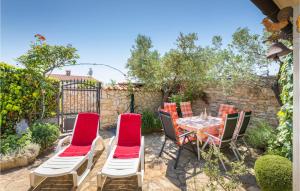 Gorgeous Home In Vodnjan With House Sea View 