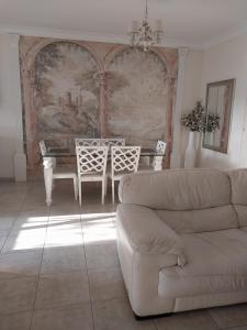 Kings Apartment with private Garden