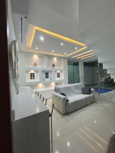 Boa Beach House with private pool