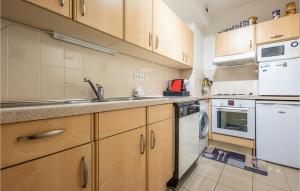 1 Bedroom Awesome Apartment In Royan