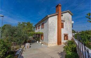 3 Bedroom Awesome Apartment In Malinska