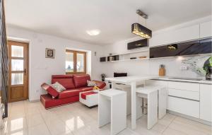 4 Bedroom Amazing Home In Barbat 