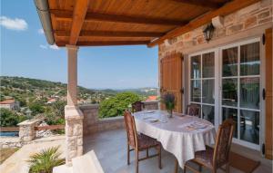 1 Bedroom Lovely Home In Nerezisca 