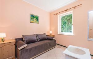 1 Bedroom Nice Apartment In Matulji