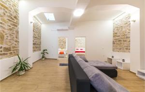 Cozy Apartment In Kastel Sucurac