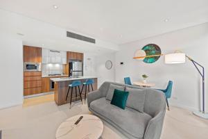 Brisbane Skytower Apartments by CLLIX