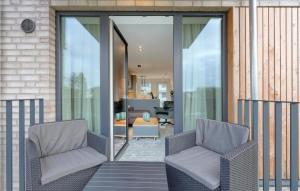 2 Bedroom Cozy Apartment In Nordstrand