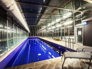 Southbank City Skyline View Free Parking and Pool